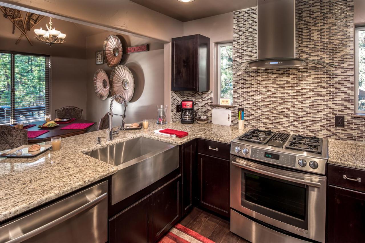 Fifth Dimension, 2 Bedrooms, Wifi, Hot Tub, Game Table, Grill, Sleeps 4 Ruidoso Exterior foto
